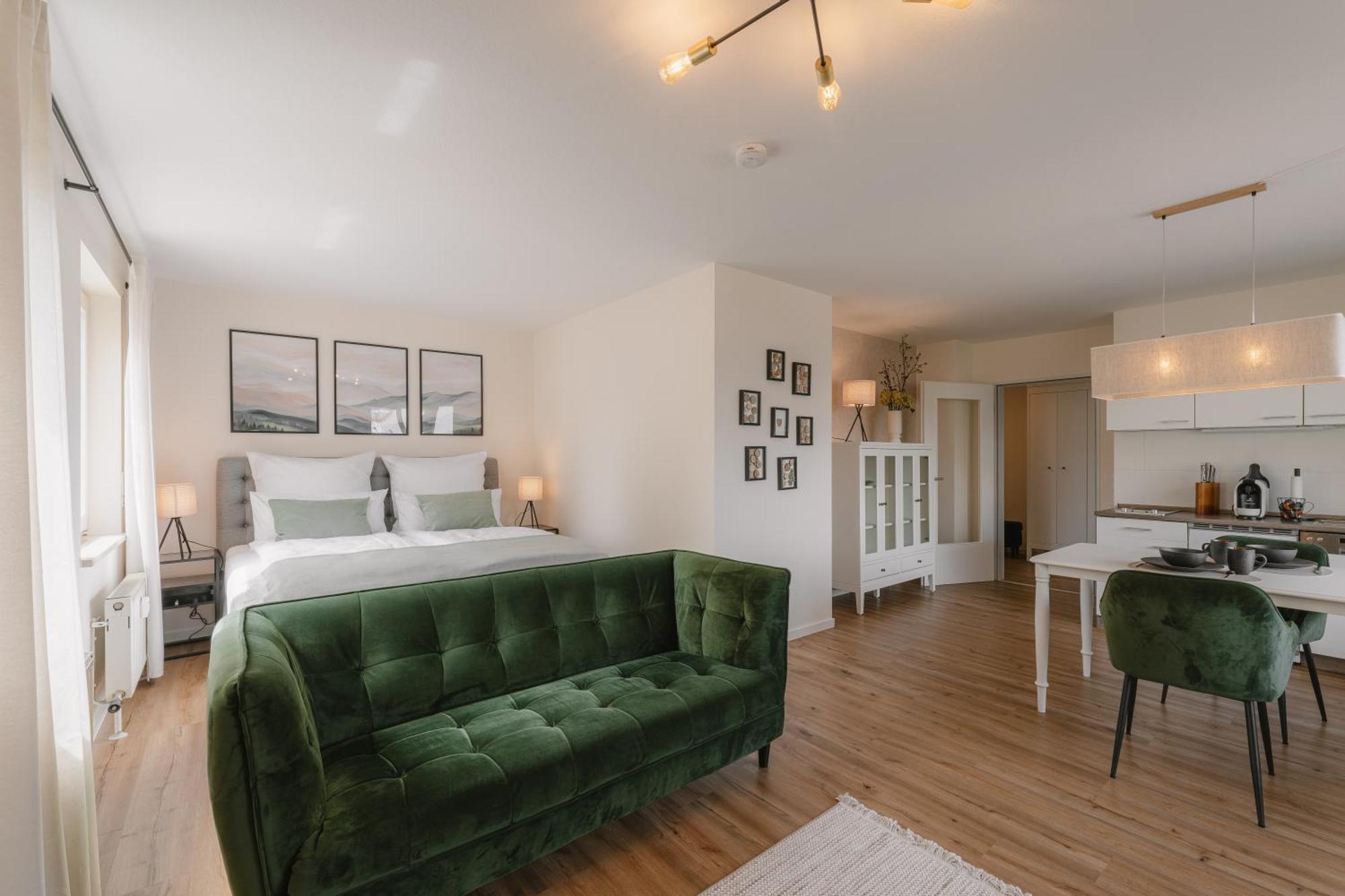 Exklusiv & Zentral: 1-Zi. Apartment Mit Balkon Stellplatz Bayreuth Bagian luar foto
